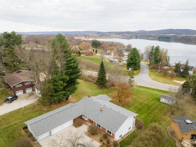 W3045 Old Highway 16, West Salem, WI 54669