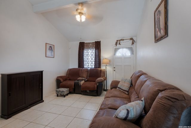 6602 SPRING LARK ST, San Antonio, TX 78249