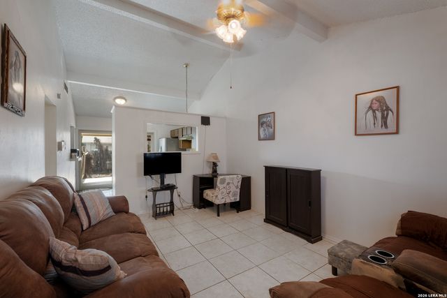 6602 SPRING LARK ST, San Antonio, TX 78249