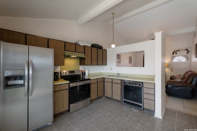 6602 SPRING LARK ST, San Antonio, TX 78249