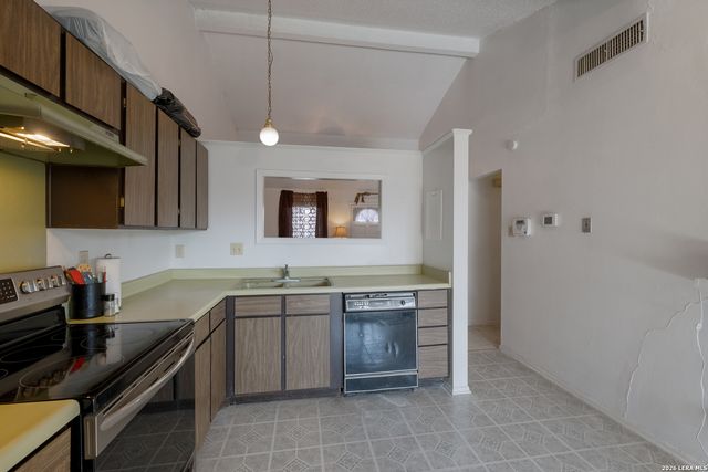 6602 SPRING LARK ST, San Antonio, TX 78249