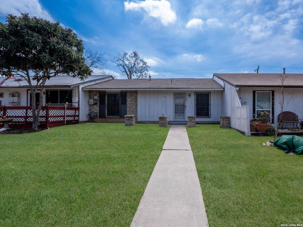 6602 SPRING LARK ST, San Antonio, TX 78249