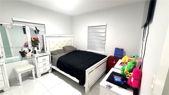 14401 Boggs Dr, Miami, FL 33176