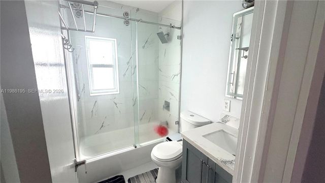 14401 Boggs Dr, Miami, FL 33176