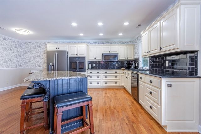 1026 Crestview Road, Anderson, SC 29621