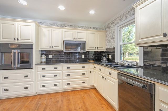 1026 Crestview Road, Anderson, SC 29621