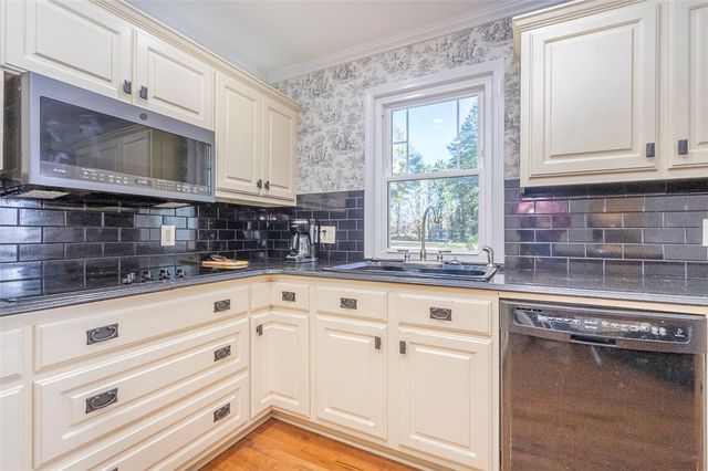 1026 Crestview Road, Anderson, SC 29621