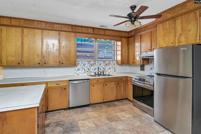 729 Magnolia Street, Pelion, SC 29123