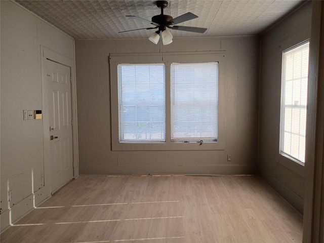 7815 Dayton Street, Houston, TX 77012