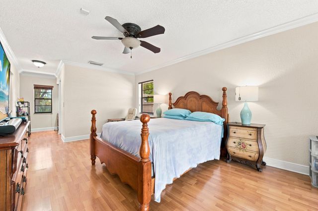 6013 NW 47th Place, Coral Springs, FL 33067