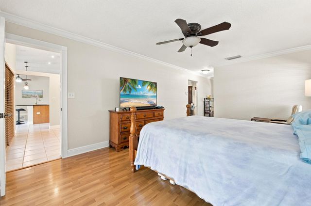 6013 NW 47th Place, Coral Springs, FL 33067