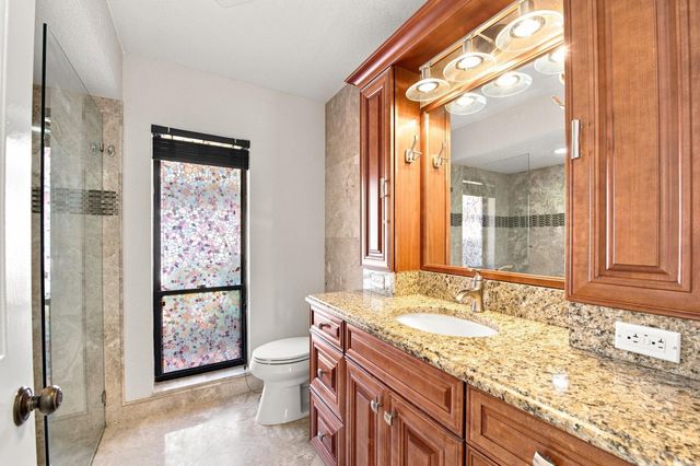 6013 NW 47th Place, Coral Springs, FL 33067