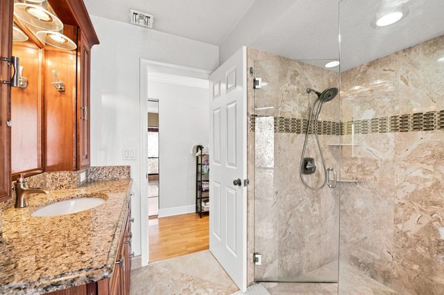 6013 NW 47th Place, Coral Springs, FL 33067