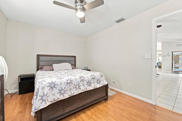 6013 NW 47th Place, Coral Springs, FL 33067