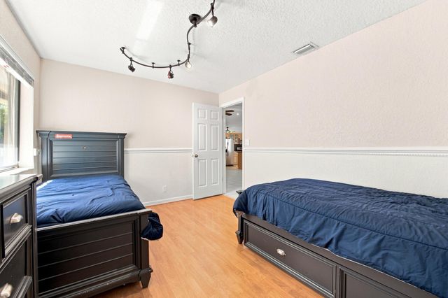 6013 NW 47th Place, Coral Springs, FL 33067