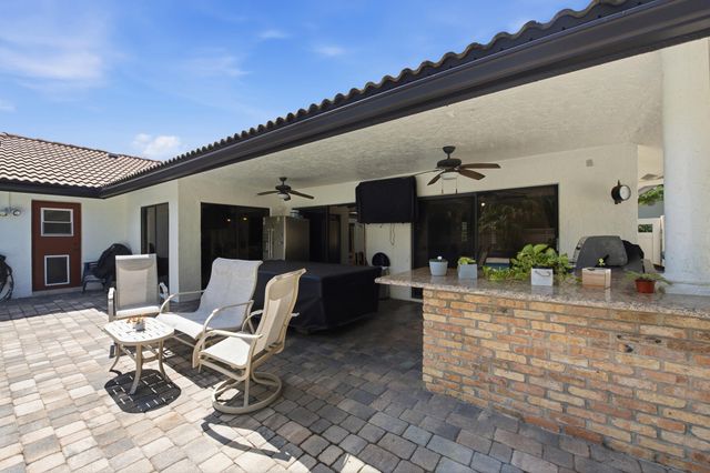 6013 NW 47th Place, Coral Springs, FL 33067