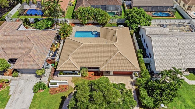 6013 NW 47th Place, Coral Springs, FL 33067