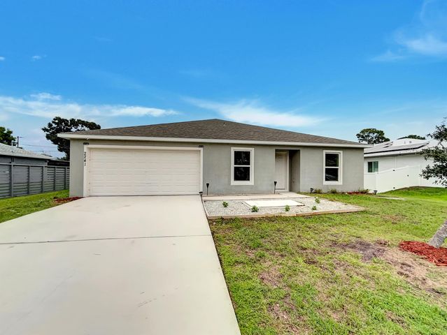 2241 SE Manor Avenue, Port St Lucie, FL 34952