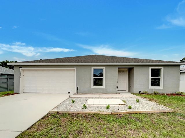 2241 SE Manor Avenue, Port St Lucie, FL 34952