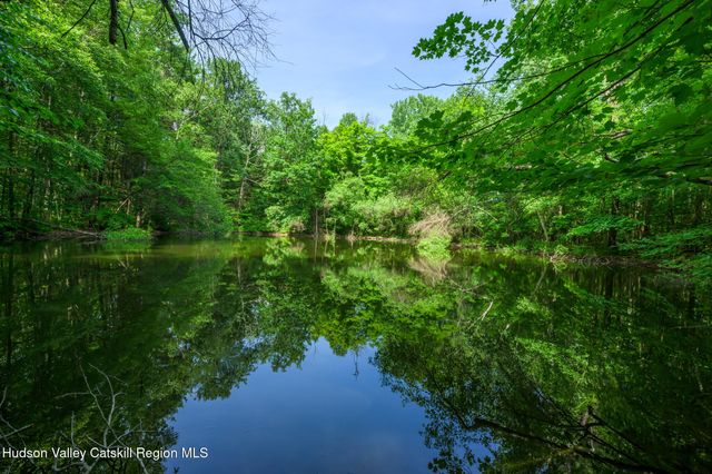 105 Norton Road, Austerlitz, NY 12017