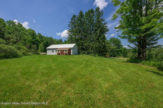 105 Norton Road, Austerlitz, NY 12017