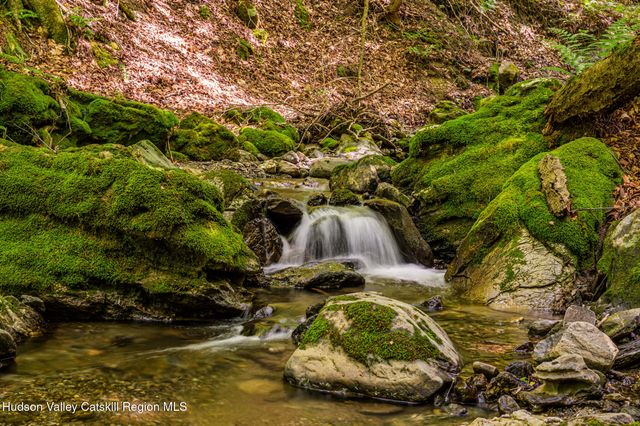 105 Norton Road, Austerlitz, NY 12017