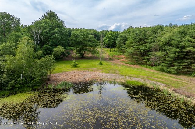 105 Norton Road, Austerlitz, NY 12017