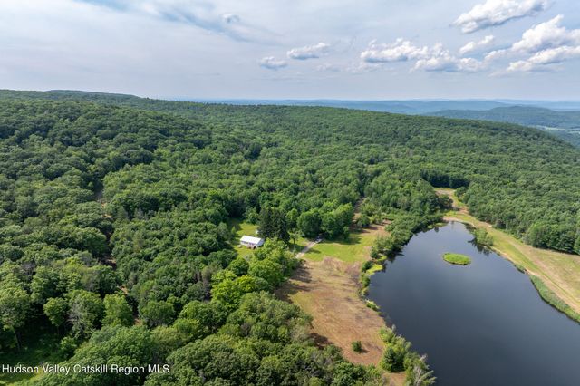 105 Norton Road, Austerlitz, NY 12017