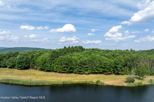 105 Norton Road, Austerlitz, NY 12017