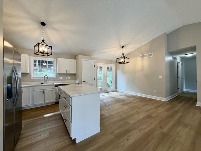 2098 Canyon Court, Hebron, KY 41048