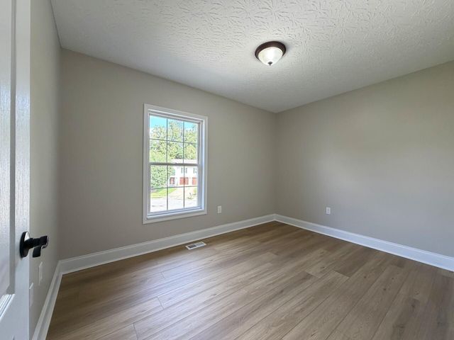 2098 Canyon Court, Hebron, KY 41048