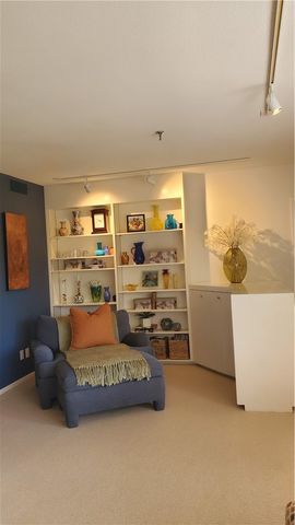 3920 Grand Avenue 5TE, Des Moines, IA 50312