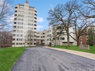 3920 Grand Avenue 5TE, Des Moines, IA 50312