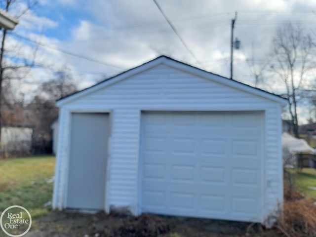 684 Cameron Street, Pontiac, MI 48340