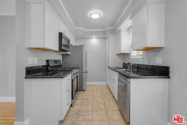 16144 W Sunset Boulevard 5, Pacific Palisades (los Angeles), CA 90272