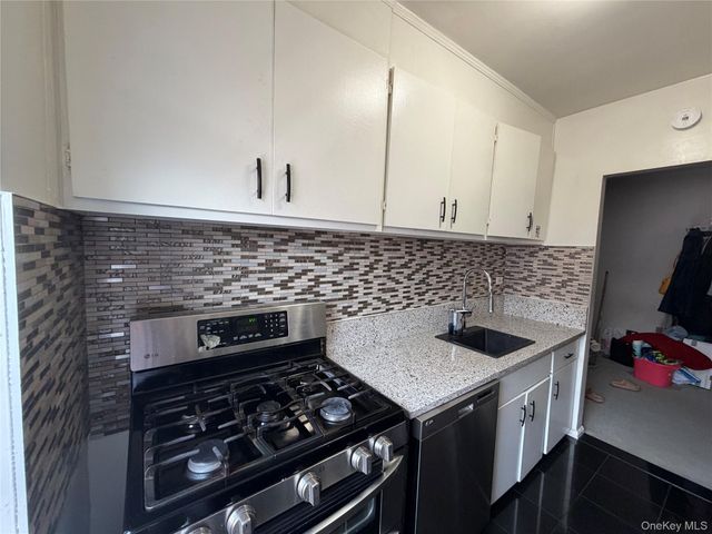 32-42 89th Street C605, East Elmhurst, NY 11369