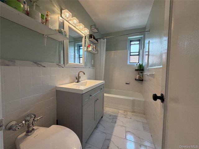 32-42 89th Street C605, East Elmhurst, NY 11369