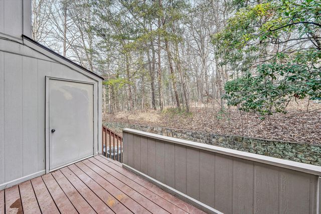 7122 Woods Crossing DR, Roanoke, VA 24018