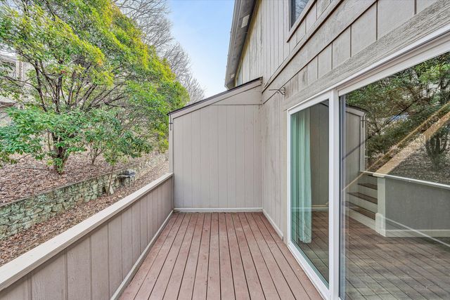 7122 Woods Crossing DR, Roanoke, VA 24018