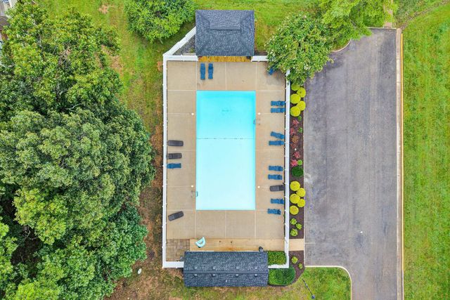 7122 Woods Crossing DR, Roanoke, VA 24018