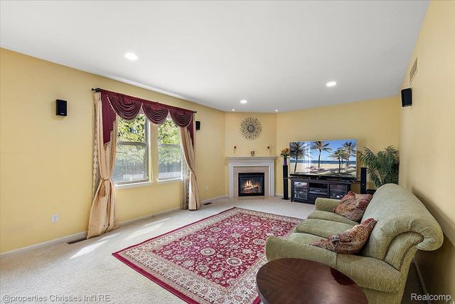 24354 Amanda Lane, Novi, MI 48375