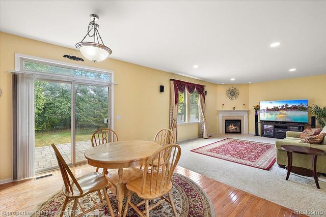 24354 Amanda Lane, Novi, MI 48375