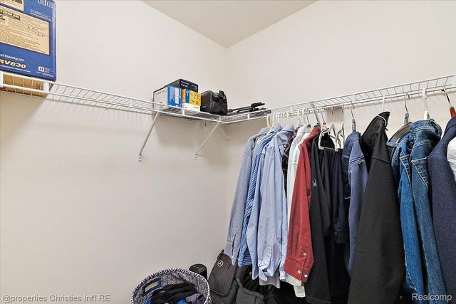 24354 Amanda Lane, Novi, MI 48375