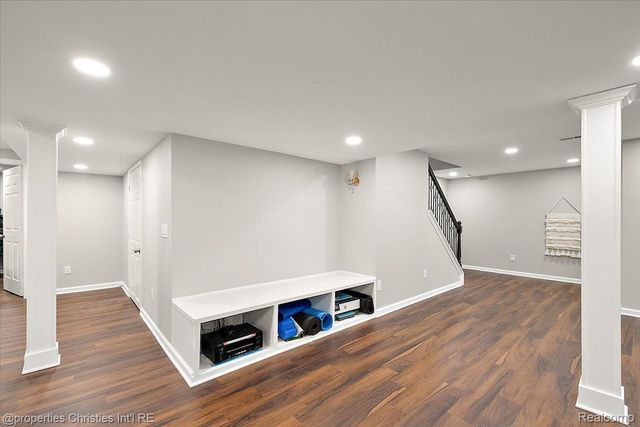 24354 Amanda Lane, Novi, MI 48375