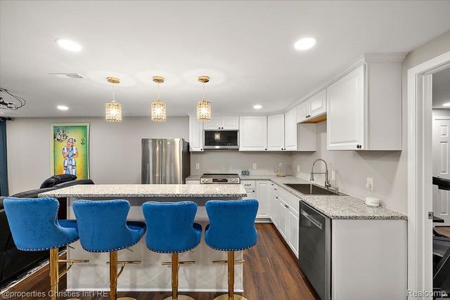 24354 Amanda Lane, Novi, MI 48375