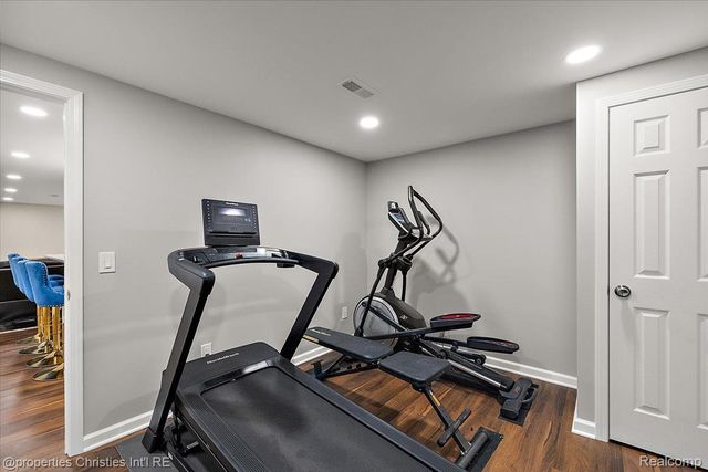 24354 Amanda Lane, Novi, MI 48375