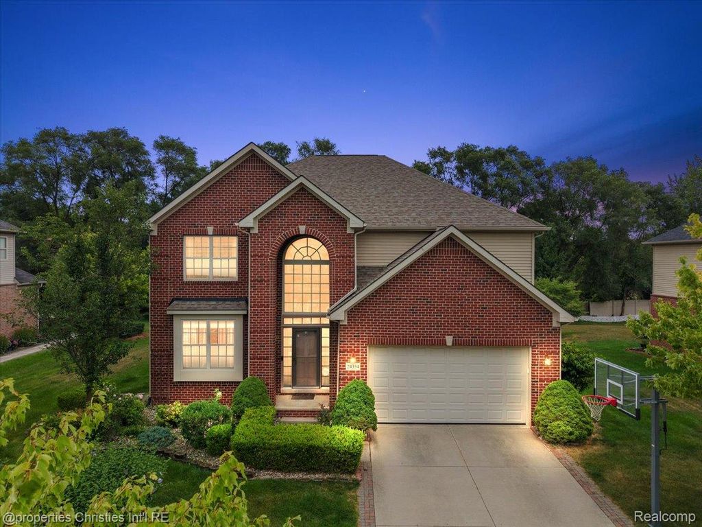24354 Amanda Lane, Novi, MI 48375