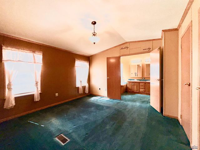 840 N SPRUCE, Rapid City, SD 57701