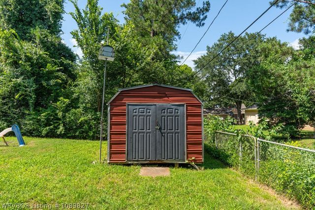 220 N 43rd Street, Fort Smith, AR 72903