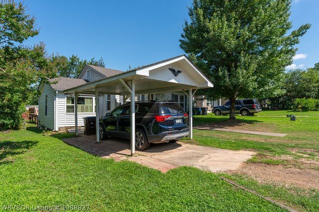 220 N 43rd Street, Fort Smith, AR 72903